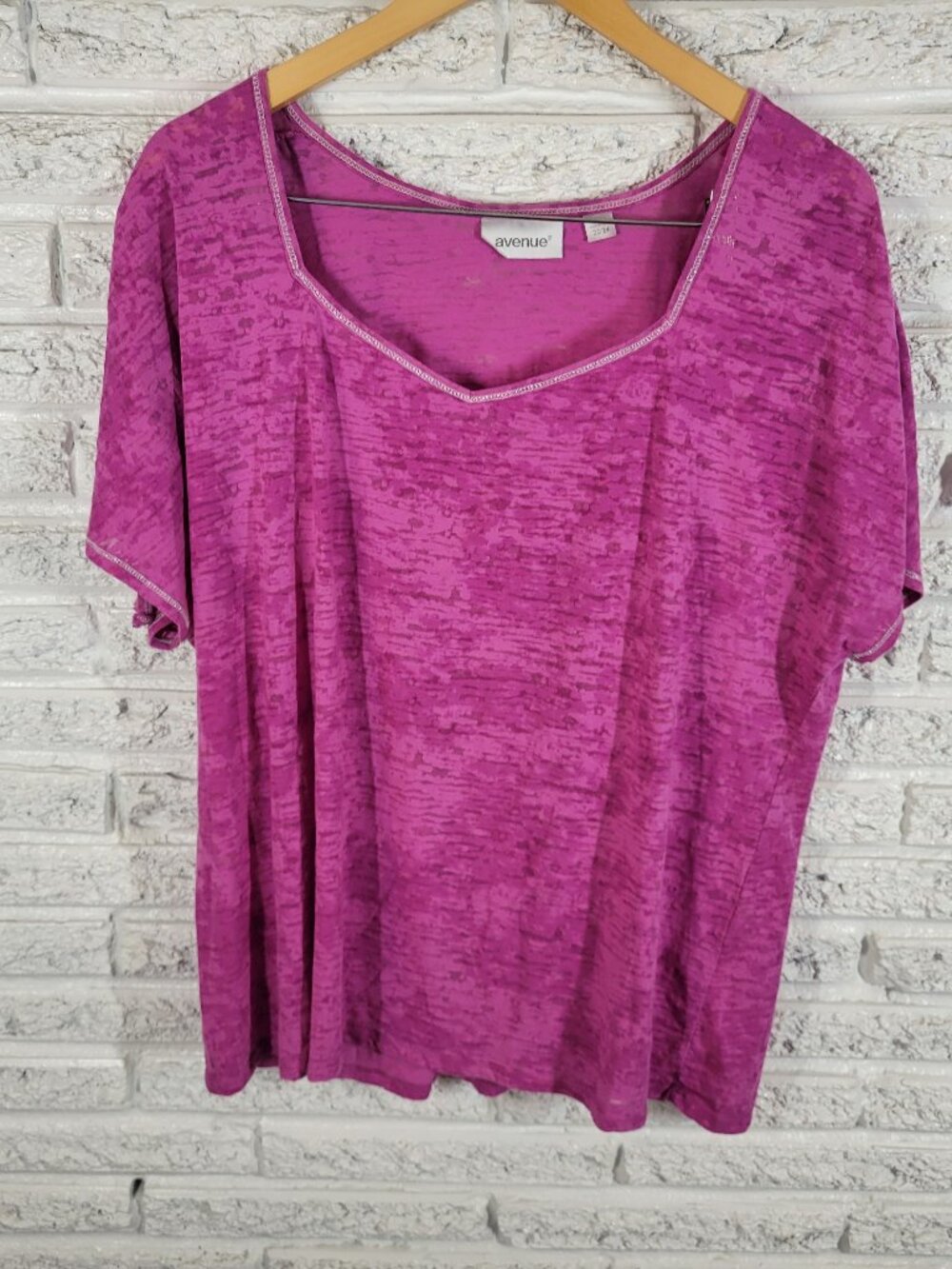Avenue Womens 22 24 Plus Size Purple Burnout Sheer V-Neck Cap Sleeve Tee PUR20E